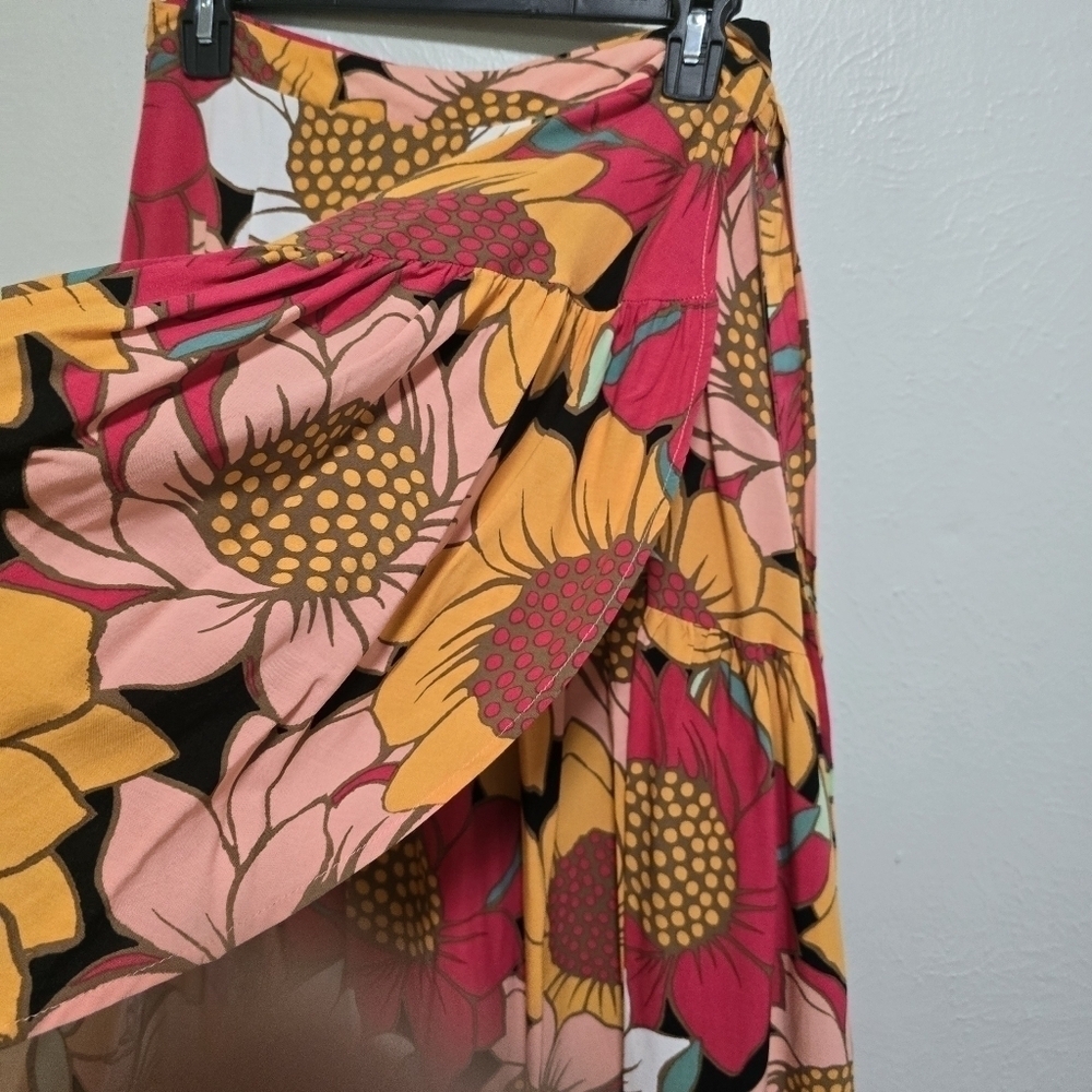 Cynthia Rowley Floral Hi-Lo Wrap Skirt - Picture 3 of 9